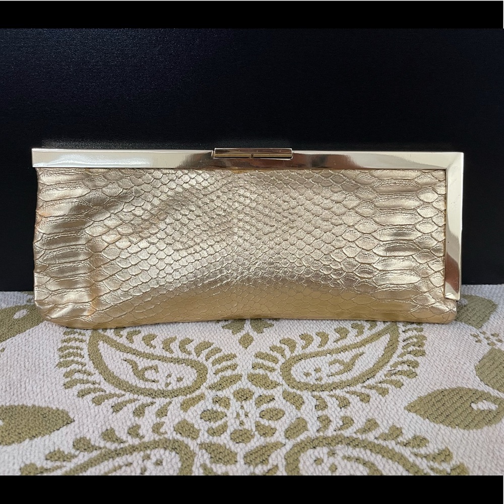 Gold Jessica McClintock Snack Skin-like Clutch
